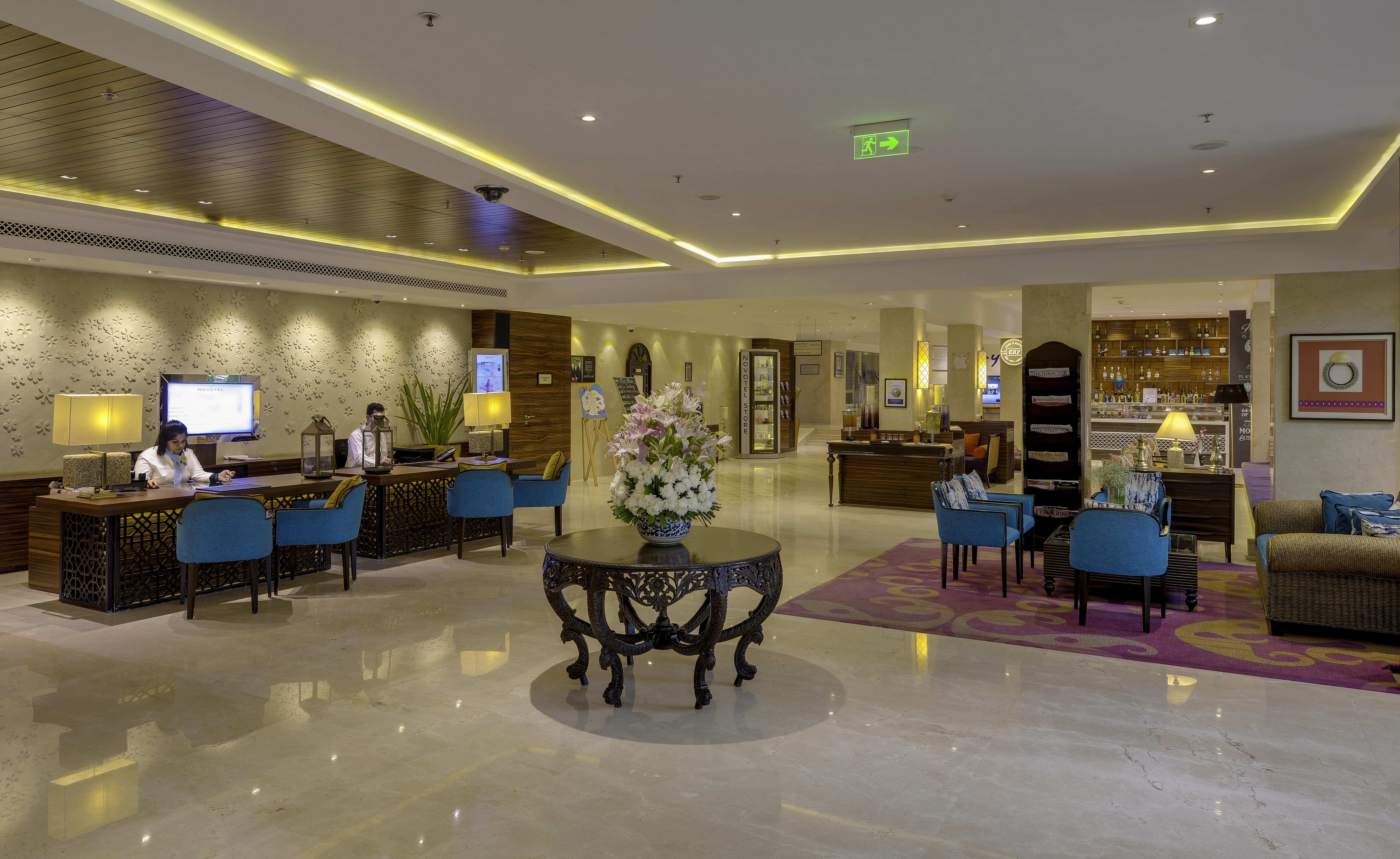 Novotel Goa Resort & Spa Candolim Exterior foto The lobby of the hotel